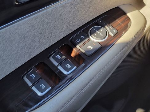 Used 2019 Kia Sorento EX image 27