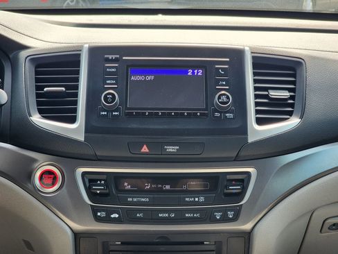 Used 2019 Honda Pilot LX image 15