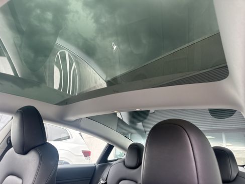 Used 2023 Tesla Model 3 Standard Range RWD image 33
