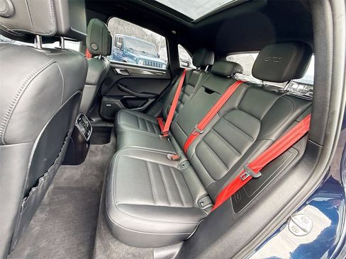 Used 2021 Porsche Macan GTS image 27