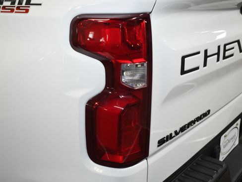 Used 2021 Chevrolet Silverado 1500 LT Trail Boss w/ Convenience Package II image 60