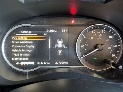 Used 2025 Nissan Versa SV w/ Trunk Package image 25