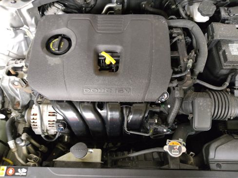 Used 2020 Kia Forte LXS FWD image 30