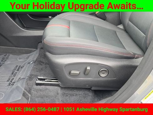 Certified 2024 Chevrolet Traverse RS w/ LPO, Floor Liner Package image 24