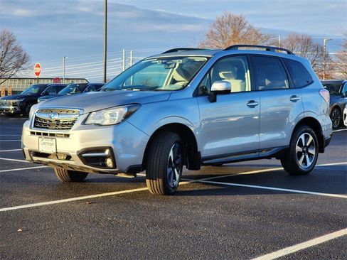 Used 2018 Subaru Forester 2.5i Premium AWD/4WD image 9