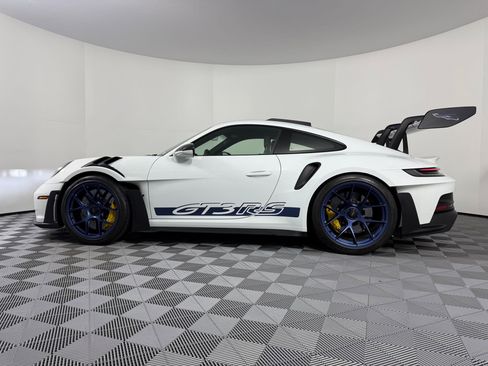 Used 2025 Porsche 911 GT3 RS image 2