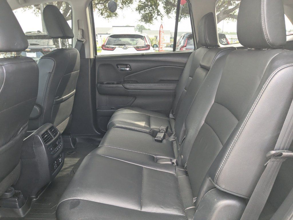 Used 2019 Honda Pilot Touring image 13