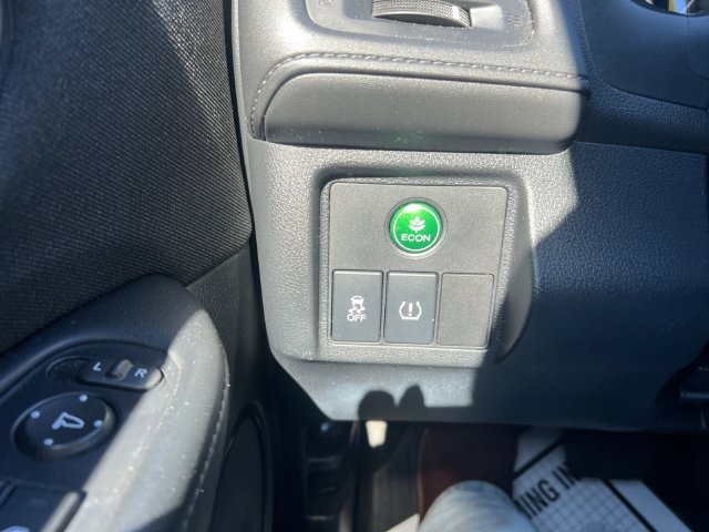 Used 2021 Honda HR-V LX image 25