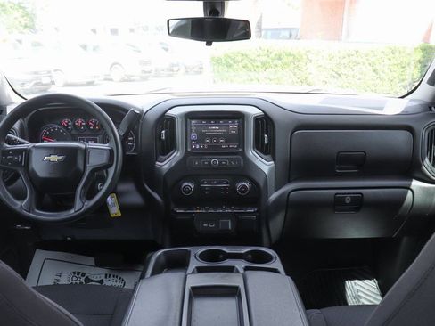 Used 2022 Chevrolet Silverado 1500 Custom image 24