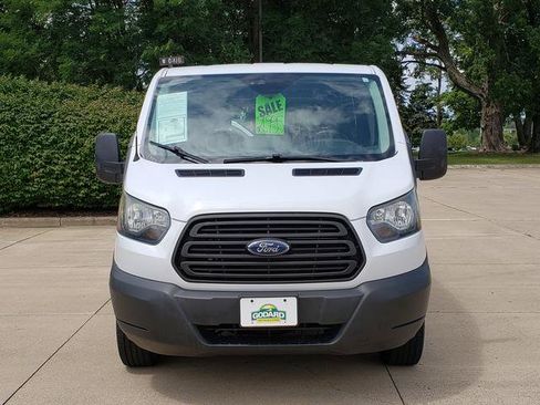 Used 2016 Ford Transit 250 130 Low Roof RWD image 9