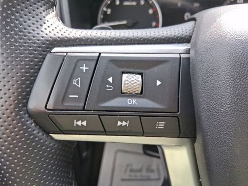 Used 2024 Mitsubishi Outlander AWD image 19