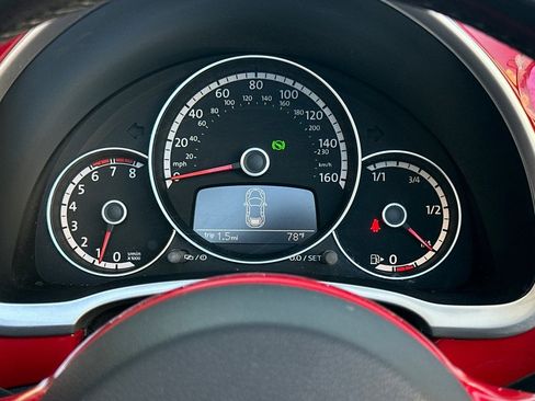 Used 2013 Volkswagen Beetle 2.5 image 18