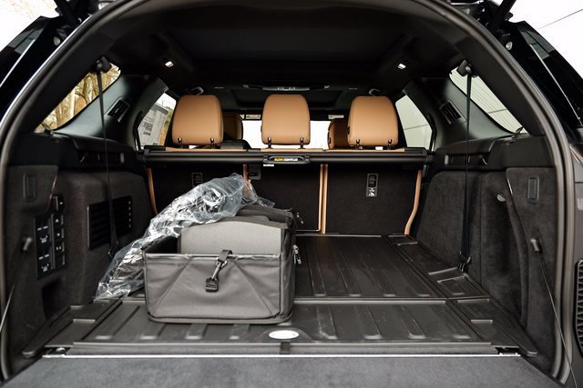 New 2026 Land Rover Discovery Limited Edition AWD/4WD image 40