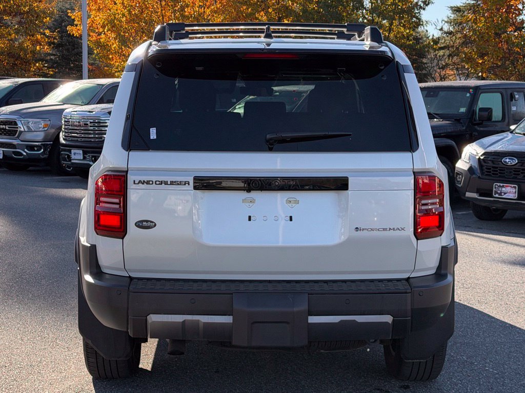 Used 2025 Toyota Land Cruiser w/ Premium Package AWD/4WD image 4