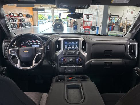 Used 2019 Chevrolet Silverado 1500 LT w/ All-Star Edition AWD/4WD image 14