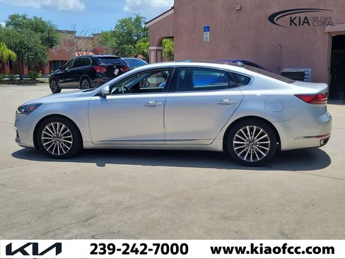 Used 2017 Kia Cadenza Technology FWD image 6