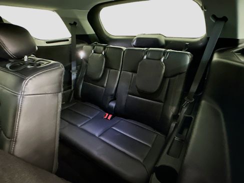 Used 2024 Ford Explorer XLT w/ Equipment Group 202A image 30