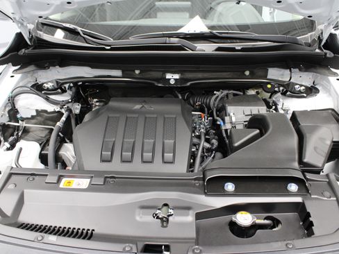 New 2026 Mitsubishi Eclipse Cross SE image 31