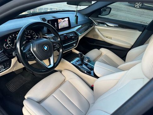 Used 2018 BMW 530i 530i Sedan 4D w/ Premium Package image 6