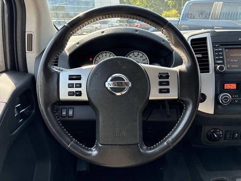 Used 2019 Nissan Frontier PRO-4X AWD/4WD image 17