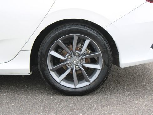 Used 2019 Honda Civic EX image 16