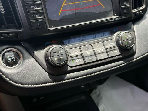 Used 2016 Toyota RAV4 XLE w/ Convenience Package FWD image 10