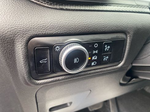 Used 2023 Ford Explorer ST-Line w/ Class IV Trailer Tow Package image 14