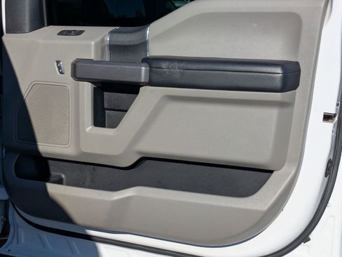 Used 2021 Ford F350 XLT image 32