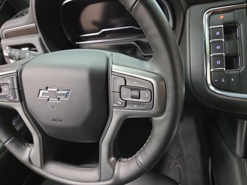 Used 2024 Chevrolet Tahoe Z71 w/ Luxury Package AWD/4WD image 20