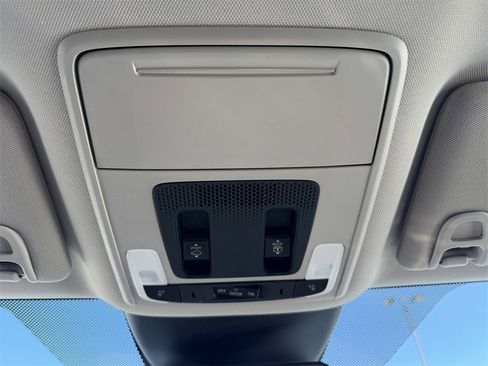 New 2025 Honda Pilot Touring image 46