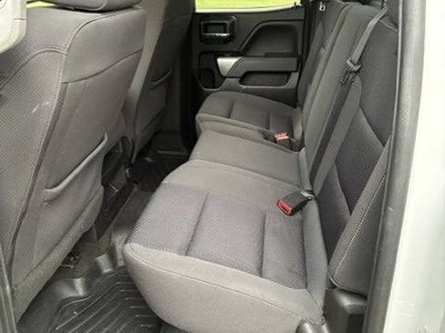 Used 2018 Chevrolet Silverado 1500 LT RWD image 12