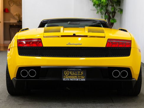 Used 2013 Lamborghini Gallardo LP 550-2 RWD image 4