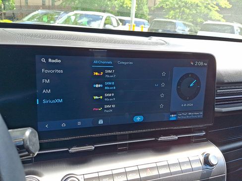 Certified 2024 Hyundai Kona SE AWD/4WD image 14