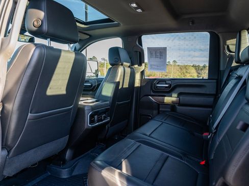 Used 2022 GMC Sierra 2500 Denali image 21