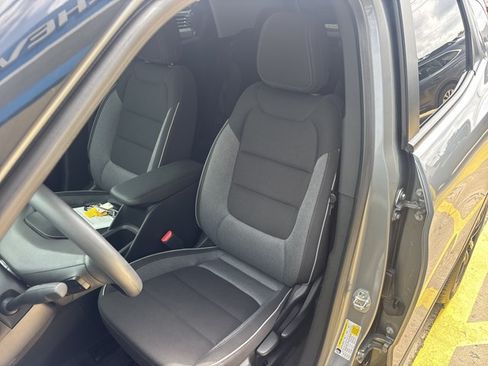 Used 2024 Chevrolet TrailBlazer LT FWD image 18