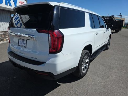 Used 2023 GMC Yukon XL SLE w/ Max Trailering Package AWD/4WD image 10