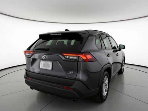 Used 2025 Toyota RAV4 LE image 9