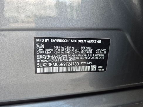 Used 2024 BMW X7 xDrive40i w/ M Sport Package AWD/4WD image 26