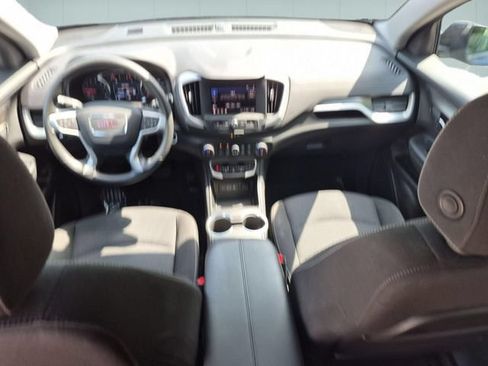 Used 2023 GMC Terrain SLE w/ Driver Convenience Package FWD image 26
