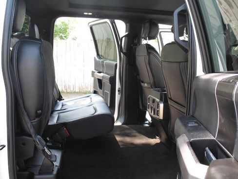 Used 2019 Ford F150 Platinum w/ Equipment Group 701A Luxury AWD/4WD image 35