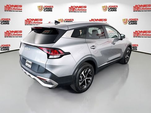 Used 2024 Kia Sportage EX AWD/4WD image 17