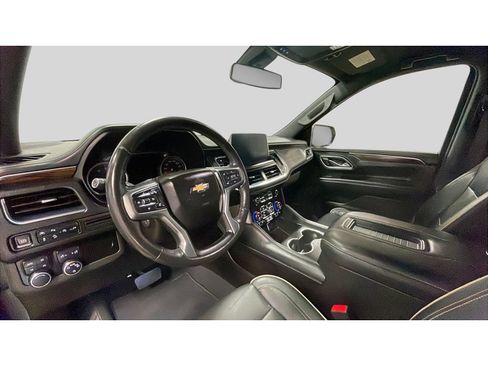 Used 2021 Chevrolet Suburban Premier AWD/4WD image 11
