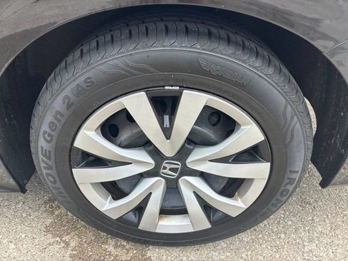Used 2022 Honda Civic LX image 13