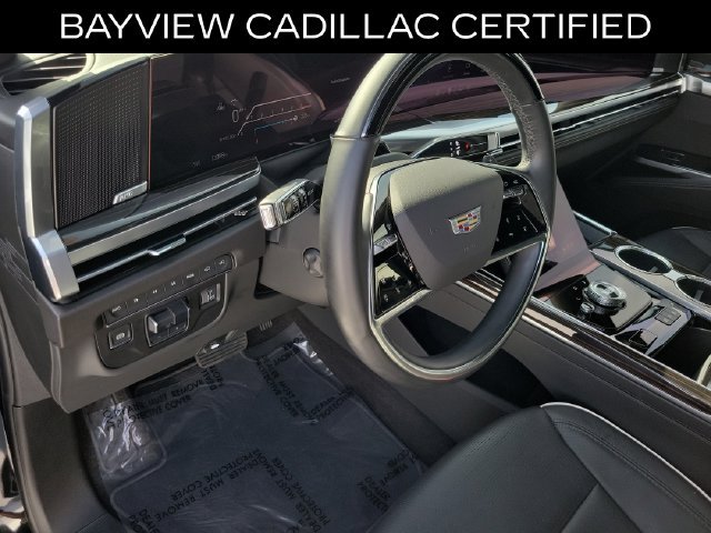 Used 2025 Cadillac Escalade ESV Premium Luxury w/ Touring Package AWD/4WD image 20