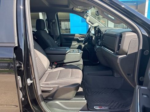 Used 2024 Chevrolet Silverado 1500 RST image 23