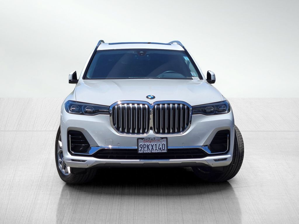 Used 2021 BMW X7 xDrive40i AWD/4WD image 3