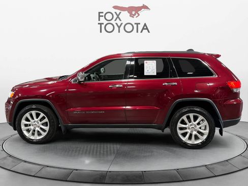 Used 2017 Jeep Grand Cherokee Limited image 2