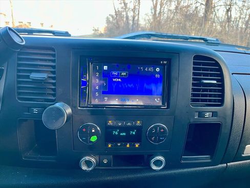 Used 2008 Chevrolet Silverado 2500 LT w/ 2LT Convenience Package image 20