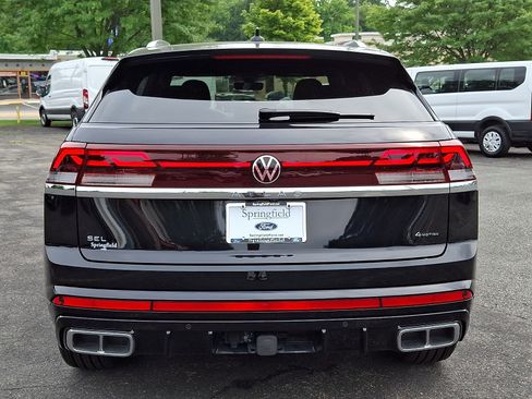 Used 2025 Volkswagen Atlas Cross Sport SEL Premium R-Line AWD/4WD image 5