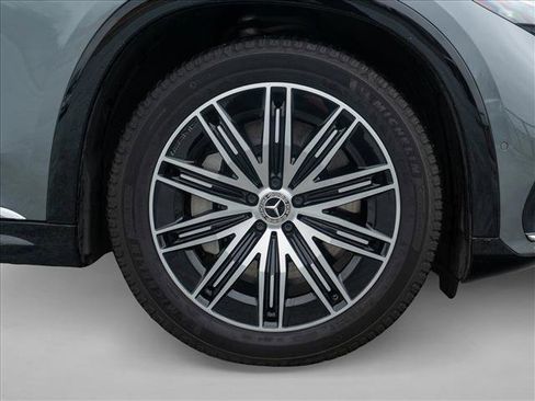 Certified 2023 Mercedes-Benz EQS 580 4MATIC SUV image 16